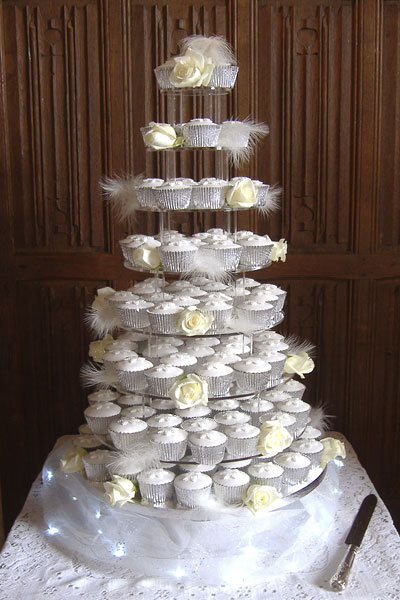 Elegant Wedding Cake with sugar flower spray